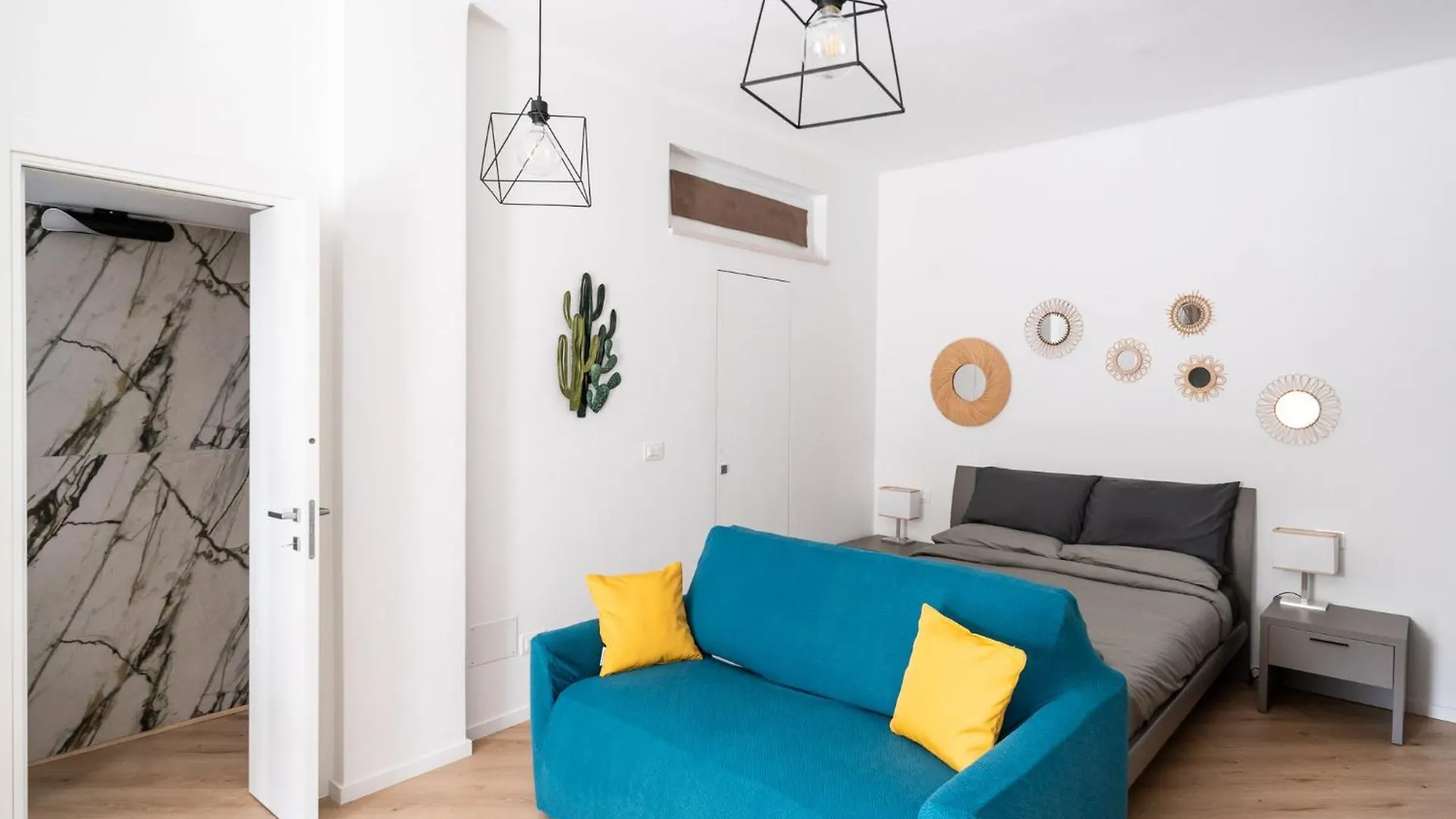 Yellow Apartment 巴里 意大利